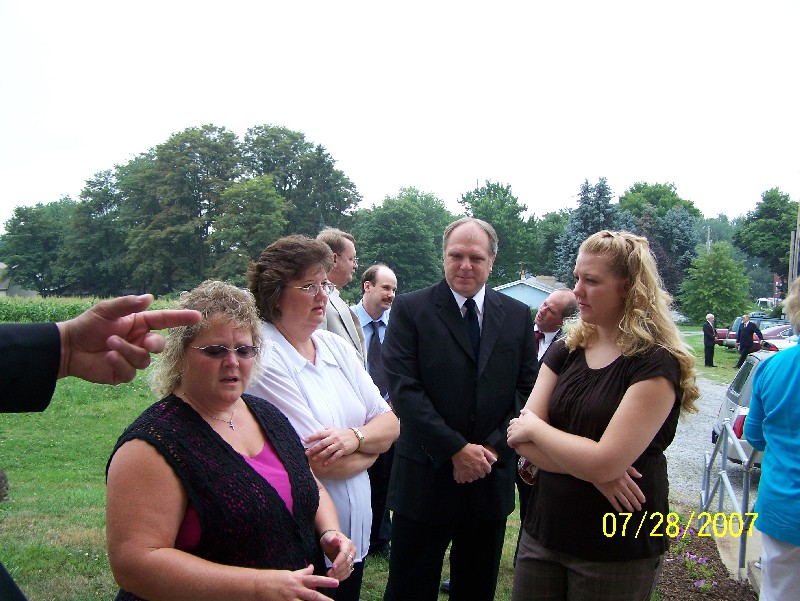 Left to Right: Melonie Garrett (David Garrett's Wife), Debbie Garrett (Rob Garrett's Wife), Rob Garrett (Ben's 1st Cousin Once Removed), Jennifer Garrett (Ben's 1st Cousin Twice Removed)